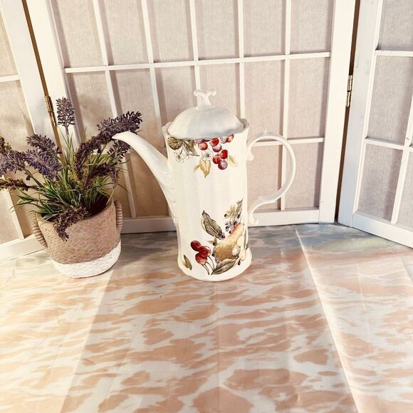 Mikasa Maxima BELLE TERRE Teapot Fine China Porcelain Tea or Coffee kettle - Picture 1 of 12